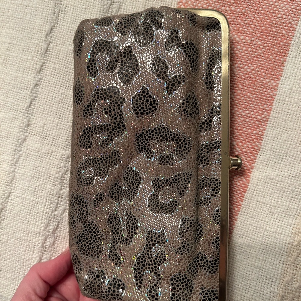 Hobo Lauren wallet. Used - Picture 2 of 8